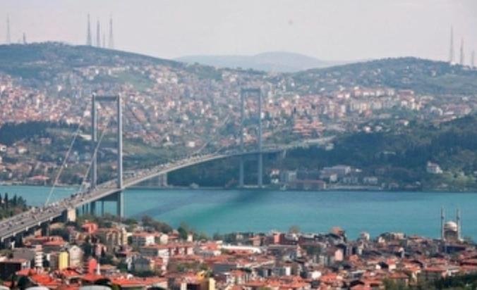 Which Residence Projects Allow Both Commercial and Residential Life in Beşiktaş?